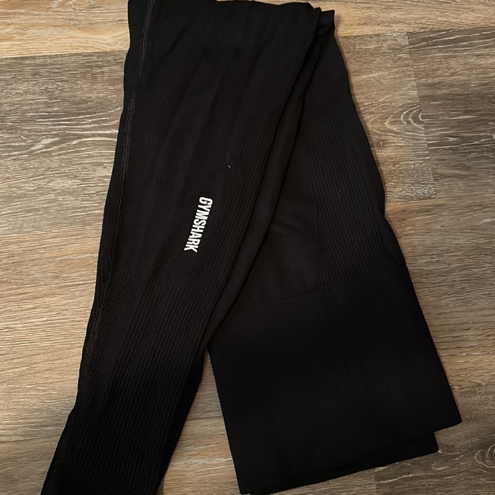 gymshark black textured leggings